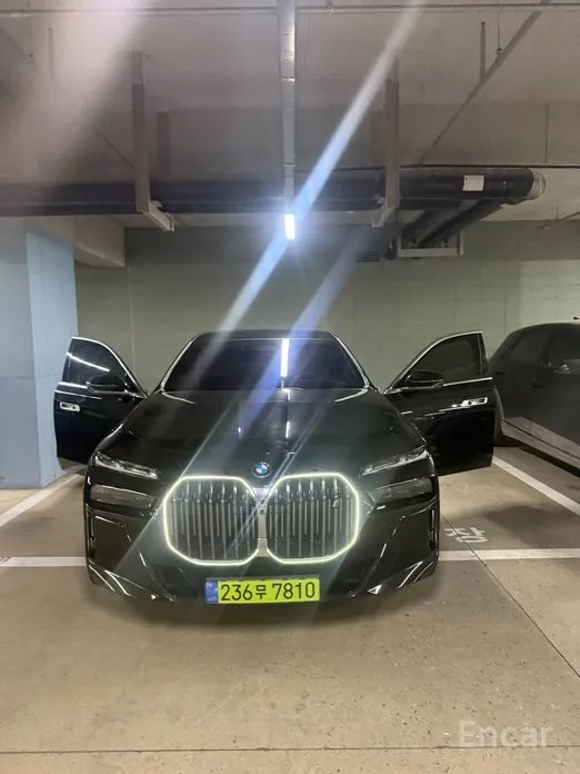 BMW i7 2022 xDrive 60 M sport