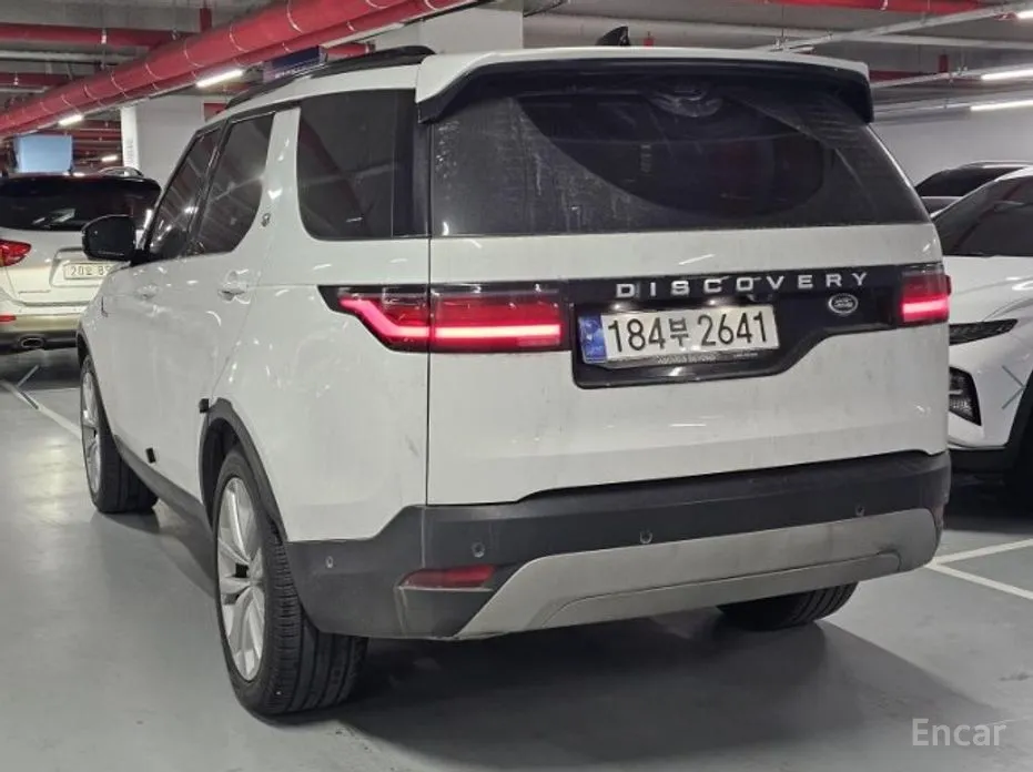 Land Rover Discovery 2017 2.0 P300 SE