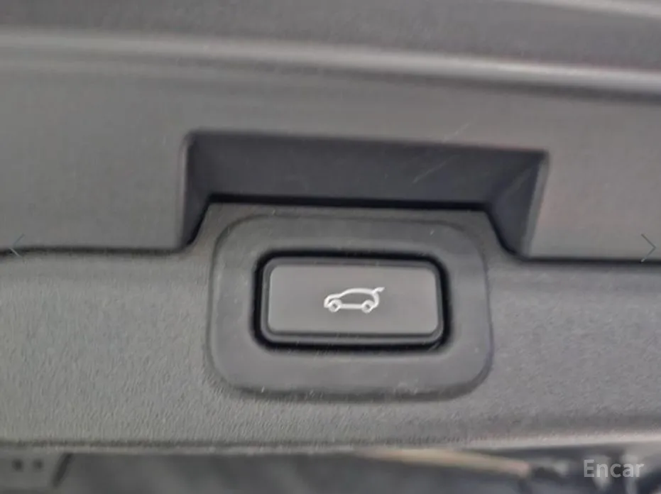 Land Rover Discovery 2017 2.0 P300 SE