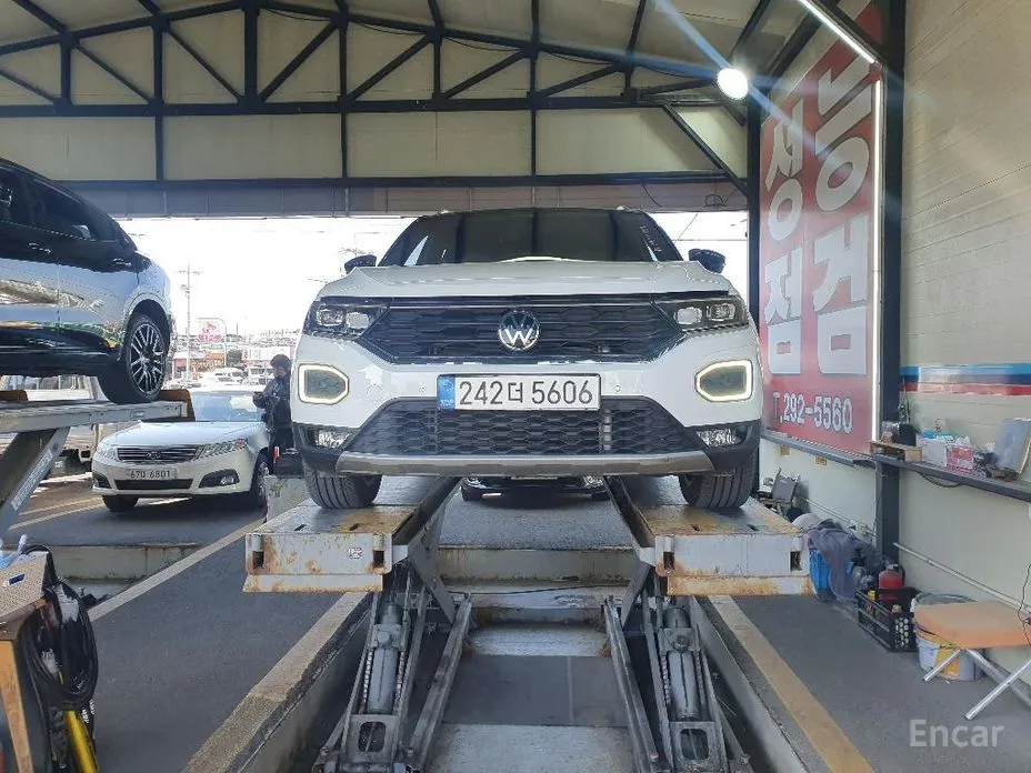 Volkswagen T-Roc 2021 2.0 TDI Premium