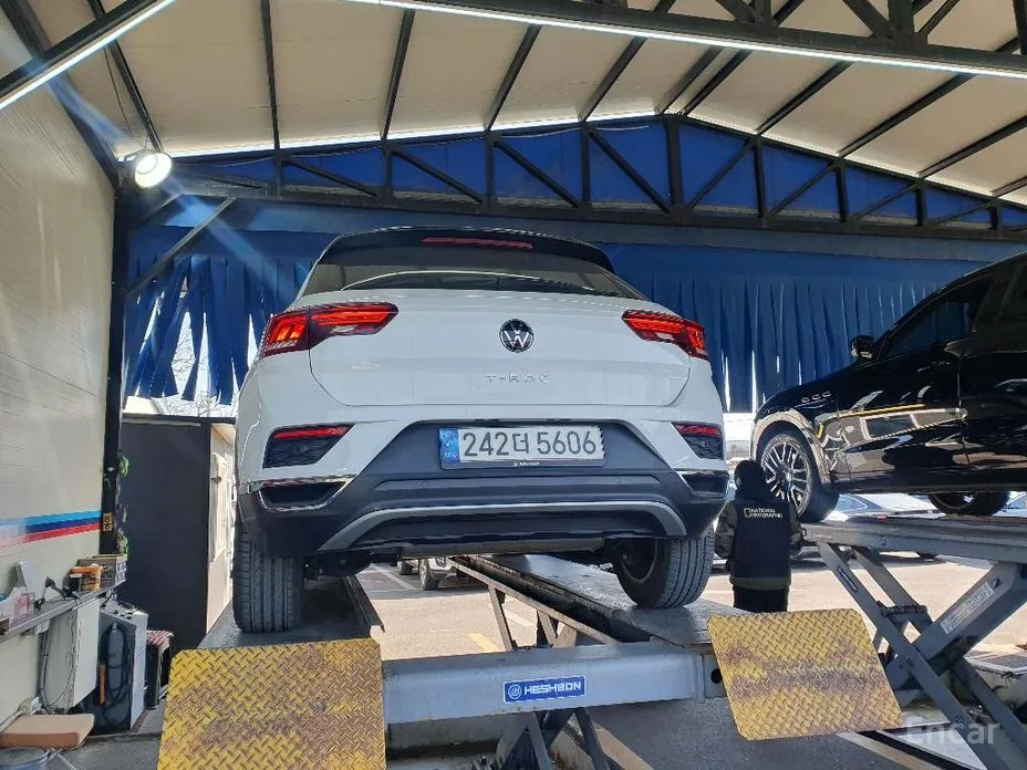Volkswagen T-Roc 2021 2.0 TDI Premium