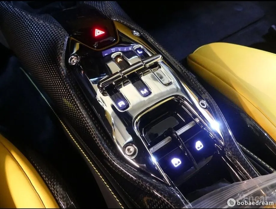 Ferrari SF90 2020 4.0