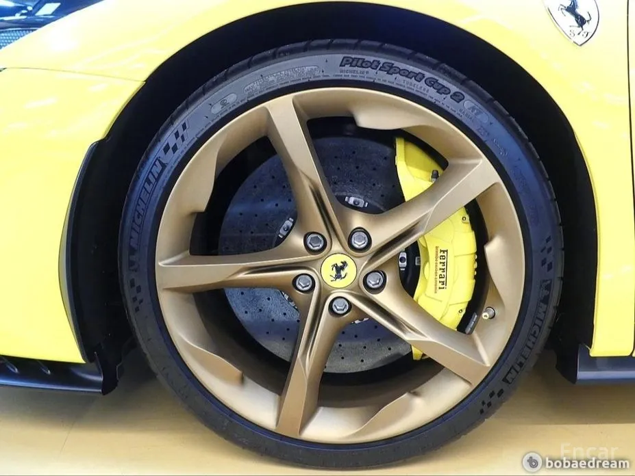 Ferrari SF90 2020 4.0