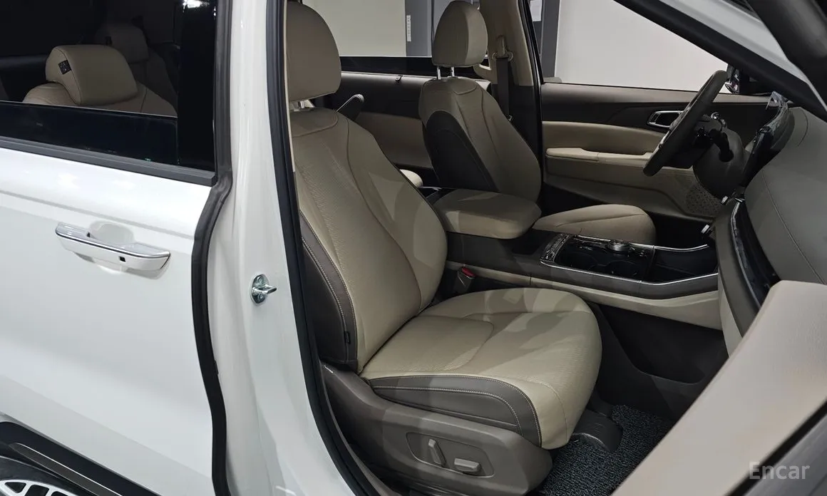 Kia Carnival 2023 Gasoline 9-Seater Noblesse