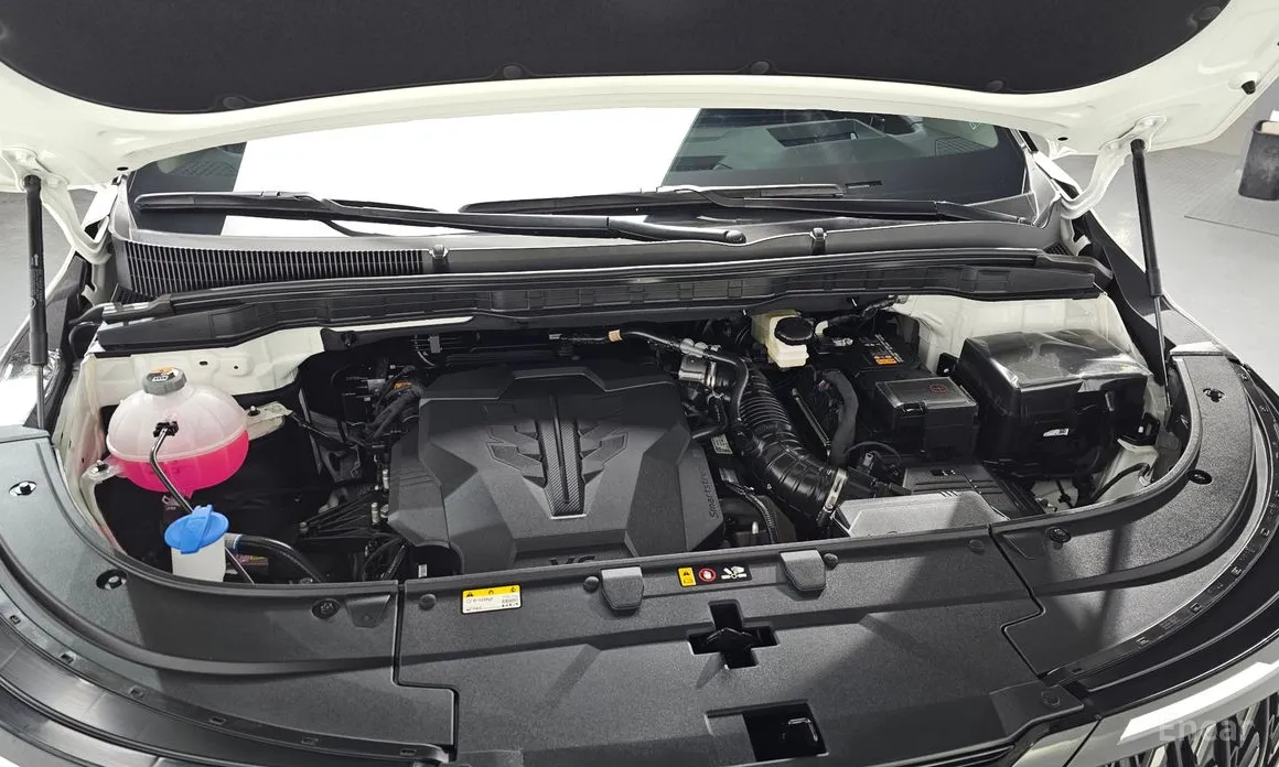 Kia Carnival 2023 Gasoline 9-Seater Noblesse