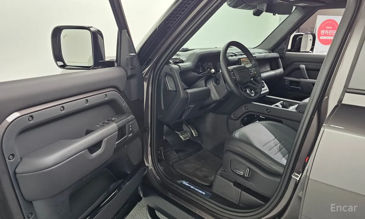 Land Rover Defender 2020 110 P635 Octa