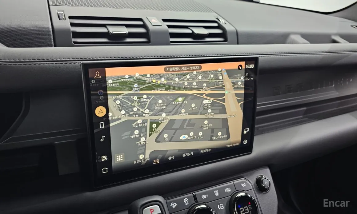 Land Rover Defender 2020 110 P635 Octa