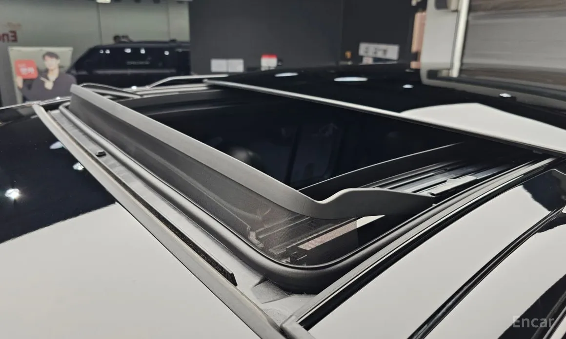 Land Rover Defender 2020 110 P635 Octa