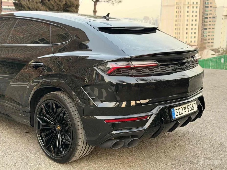 Lamborghini Urus 2018 4.0 V8 SE