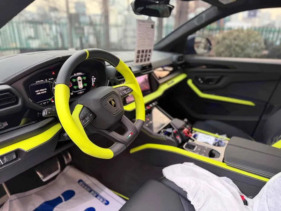 Lamborghini Urus 2018 4.0 V8 SE