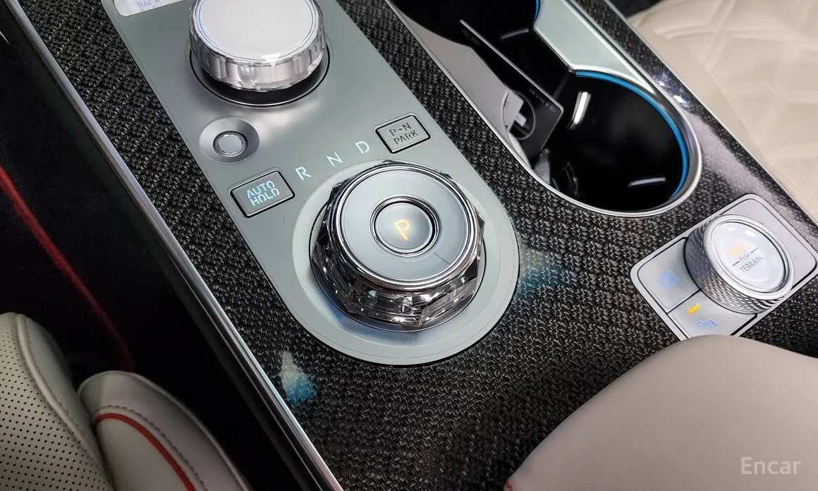 Genesis GV80 2023 2.5T Gasoline AWD