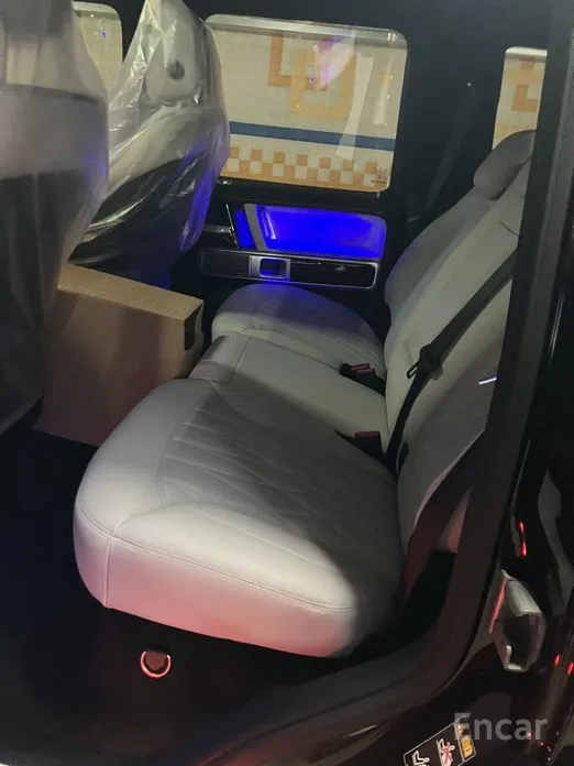 Mercedes-Benz G-Class 2024 G450d Manufaktur