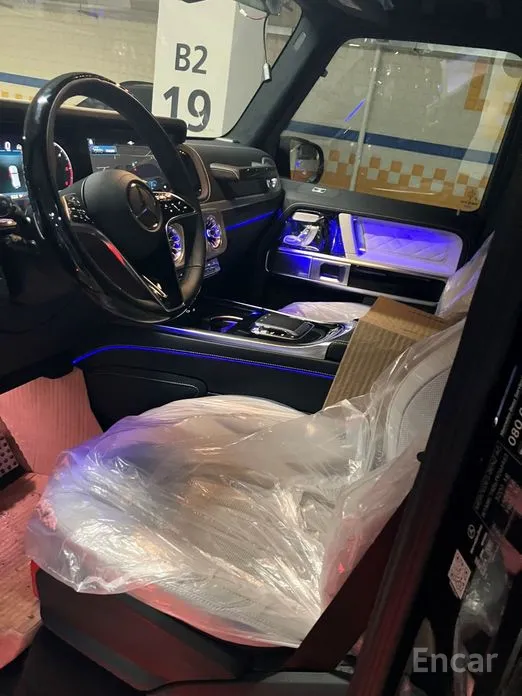 Mercedes-Benz G-Class 2024 G450d Manufaktur