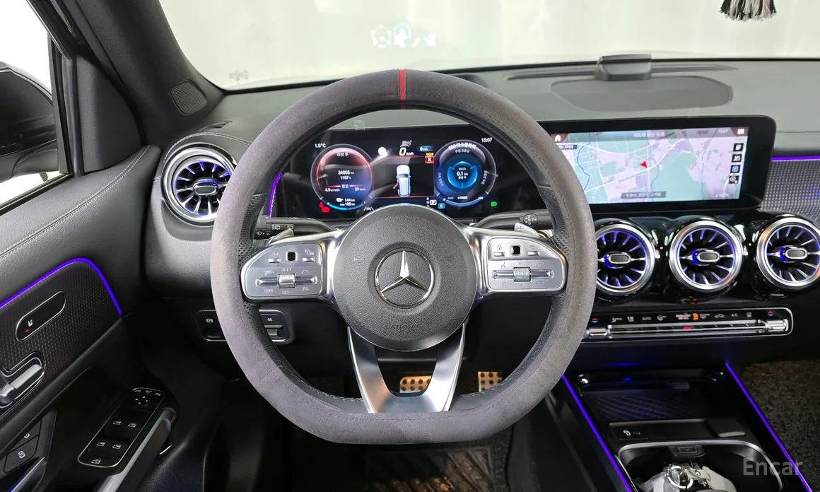 Mercedes-Benz EQB 2022 EQB300 4MATIC AMG Line