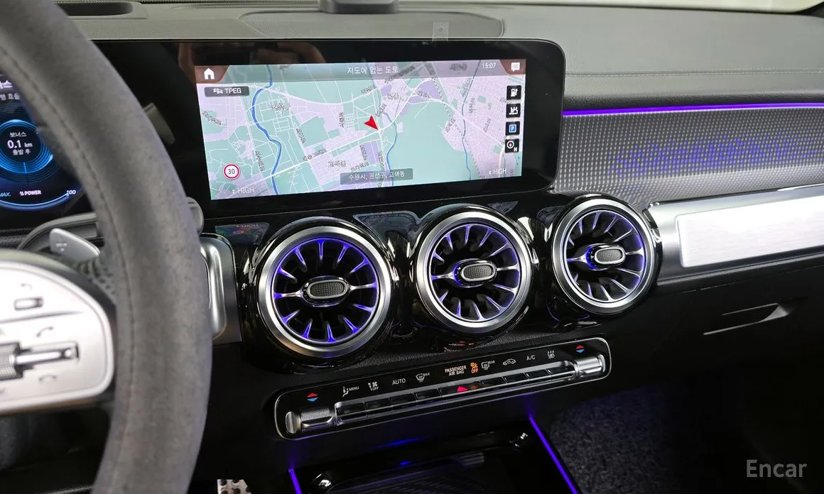 Mercedes-Benz EQB 2022 EQB300 4MATIC AMG Line