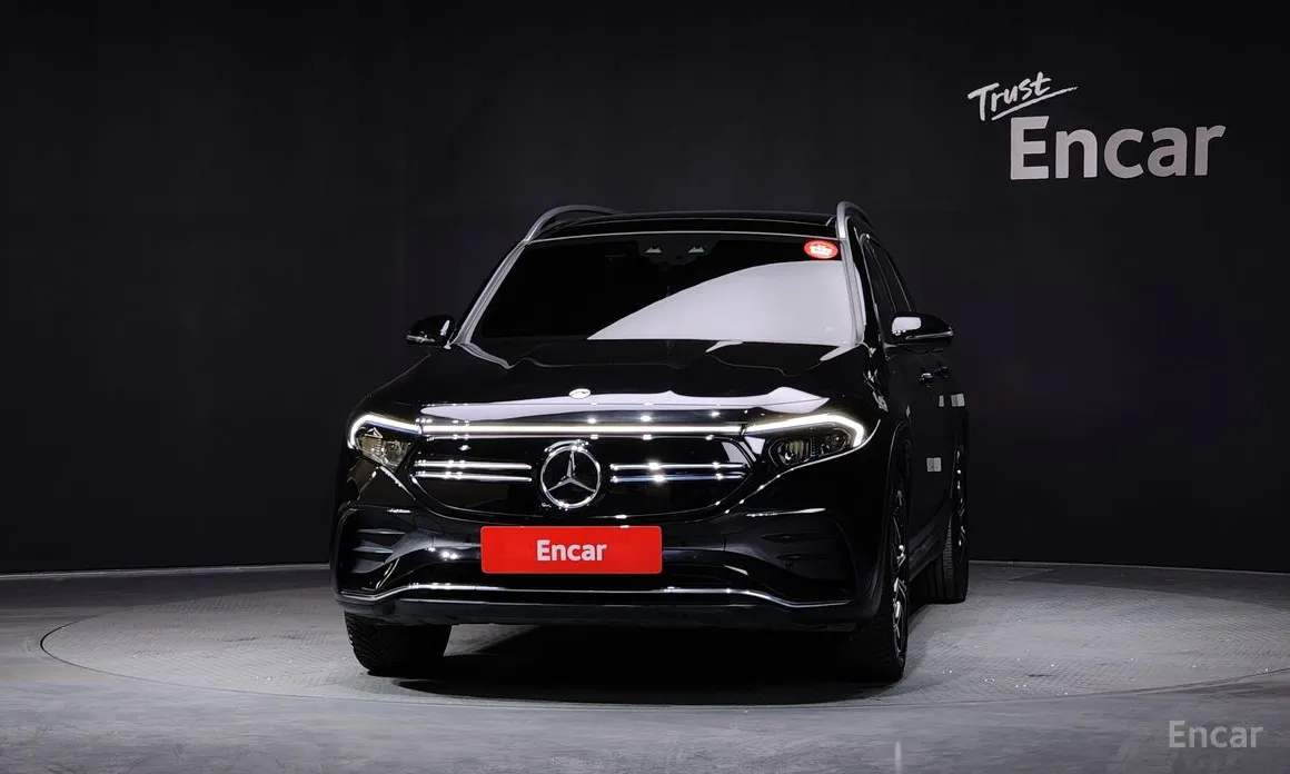 Mercedes-Benz EQB 2022 EQB300 4MATIC AMG Line