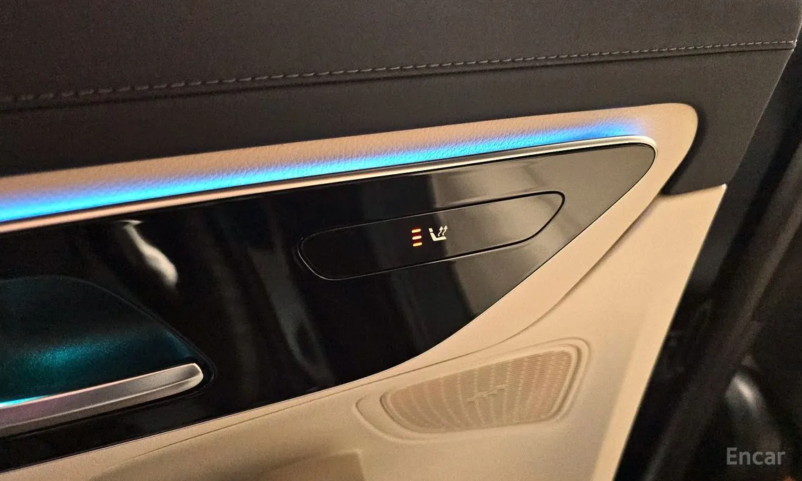 Mercedes-Benz GLC-Class 2023 GLC220 d 4MATIC