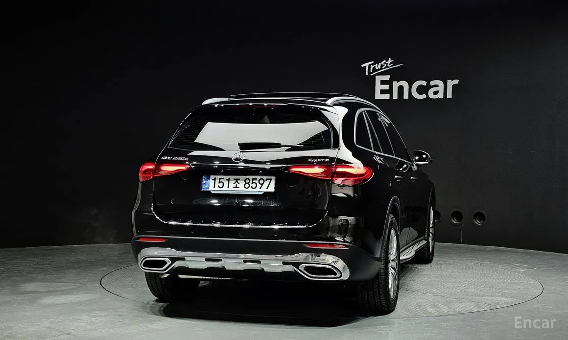 Mercedes-Benz GLC-Class 2023 GLC220 d 4MATIC