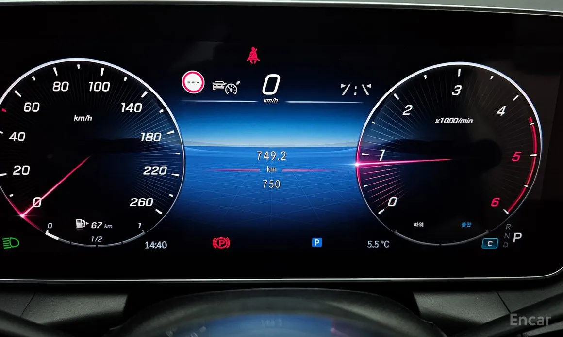 Mercedes-Benz GLC-Class 2023 GLC220 d 4MATIC