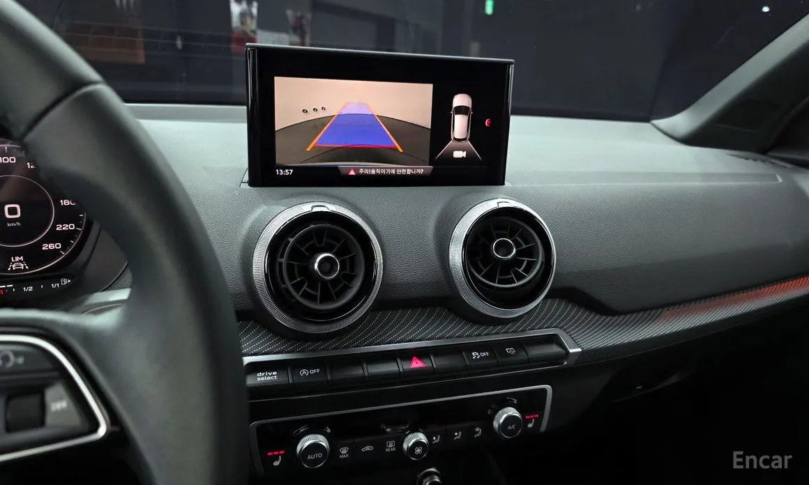 Audi Q2 2017 35 TDI Premium