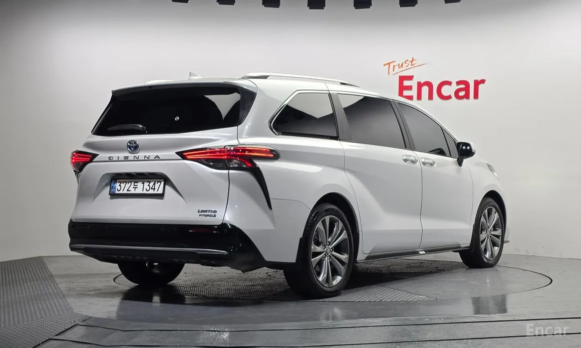 Toyota Sienna 2020 2.5 Hybrid 2WD