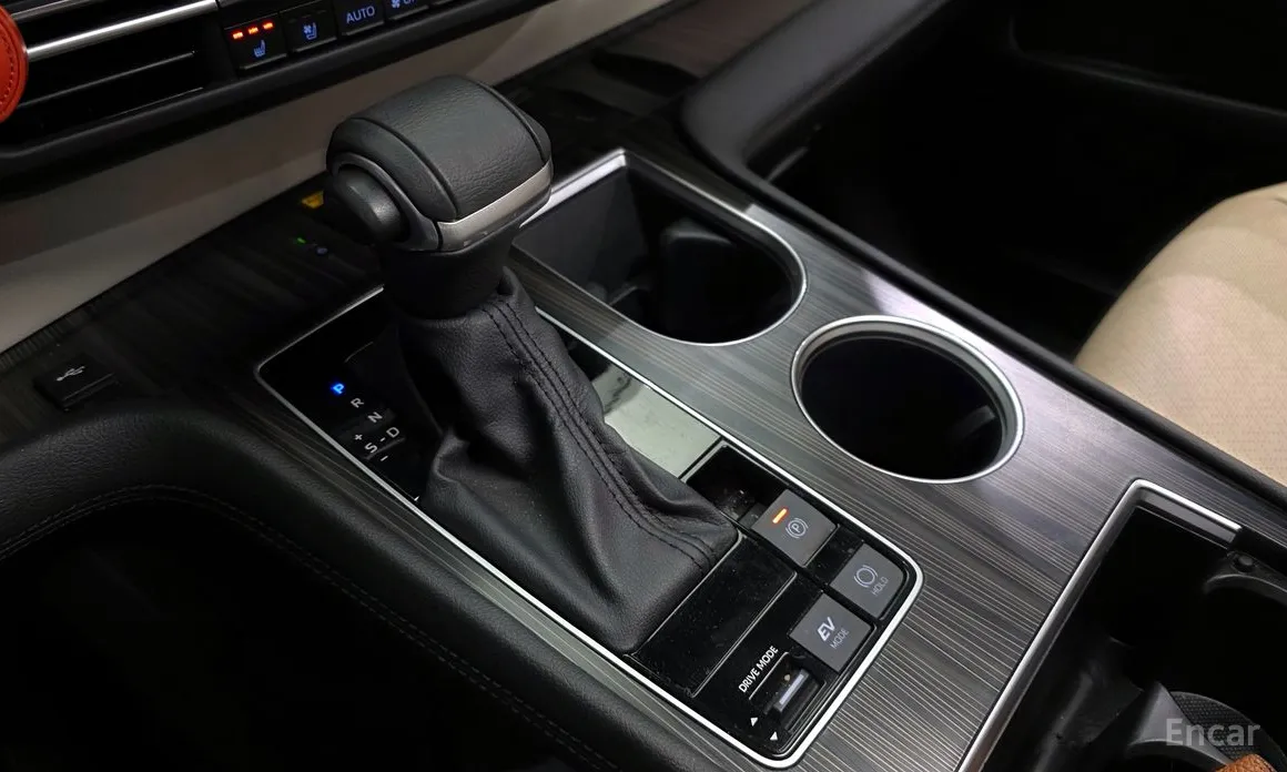 Toyota Sienna 2020 2.5 Hybrid 2WD