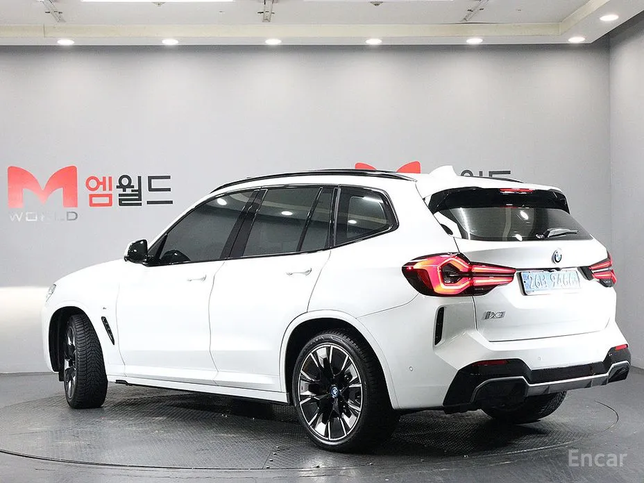 BMW iX3 2021 M Sports