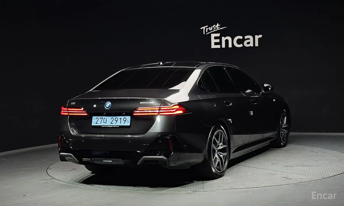 BMW i5 2023 eDrive 40 M Sport