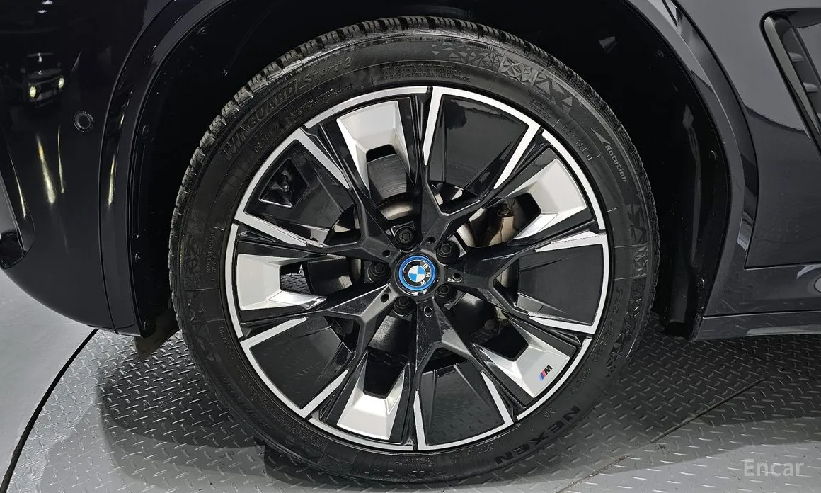 BMW iX3 2021 M Sports