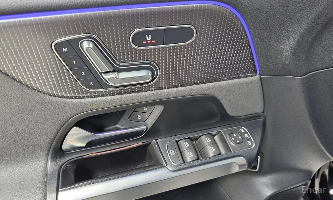 Mercedes-Benz EQB 2022 EQB300 4MATIC