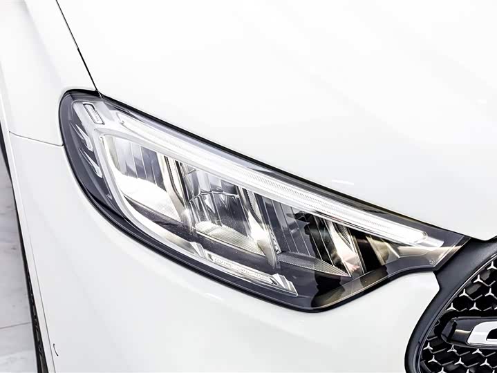 Mercedes-Benz GLC-Class Coupe 2024 2024款 GLC 260 4MATIC 轿跑SUV