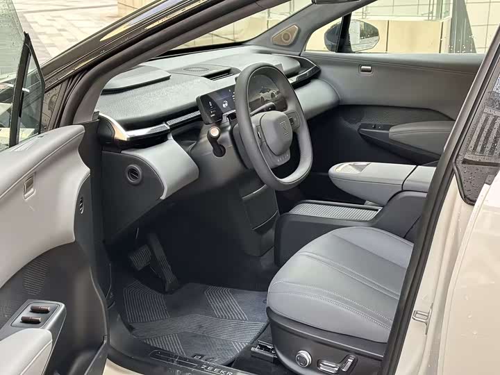 Zeekr X 2025 2025款 五座长续航版