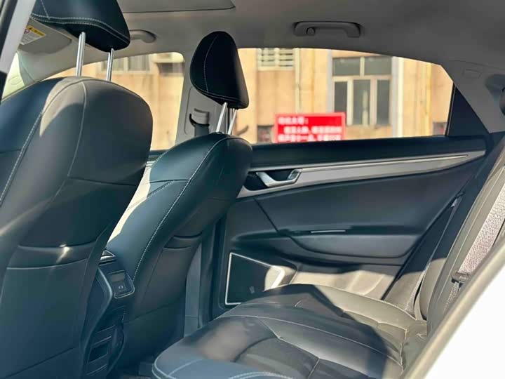 Geely Emgrand GL 2021 2021款 UP 1.4T 手动领尚型