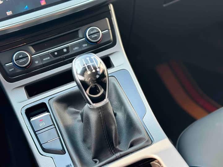 Geely Emgrand GL 2021 2021款 UP 1.4T 手动领尚型