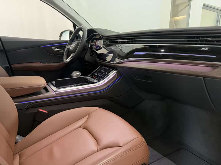 Audi Q7 2024 2024款 45 TFSI quattro S line黑武士型