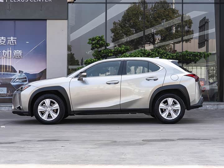 Lexus UX 2022 2022款 260h 探·寻版