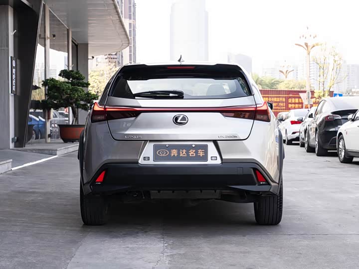 Lexus UX 2022 2022款 260h 探·寻版