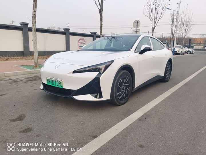 BAIC Arcfox Alpha S5 2025 2025款 560PRO 185kW