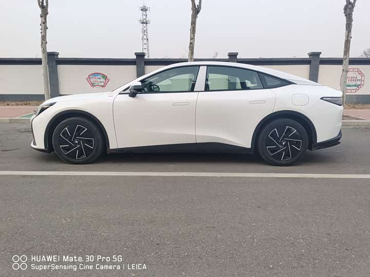 BAIC Arcfox Alpha S5 2025 2025款 560PRO 185kW