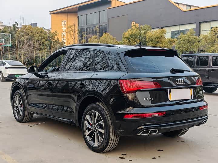 Audi Q5L 2025 2025款 40 TFSI 豪华动感型