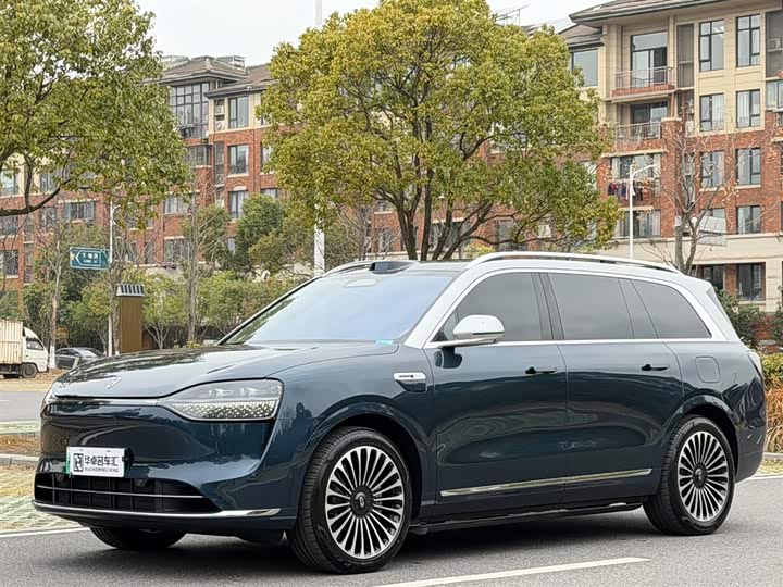 Aito M9 2025 2025款 增程 Ultra版 52kWh 6座版