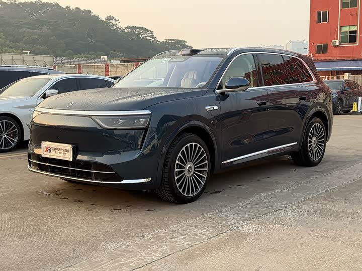 Aito M8 2025 2025款 增程 Max+版 53.4kWh 6座版