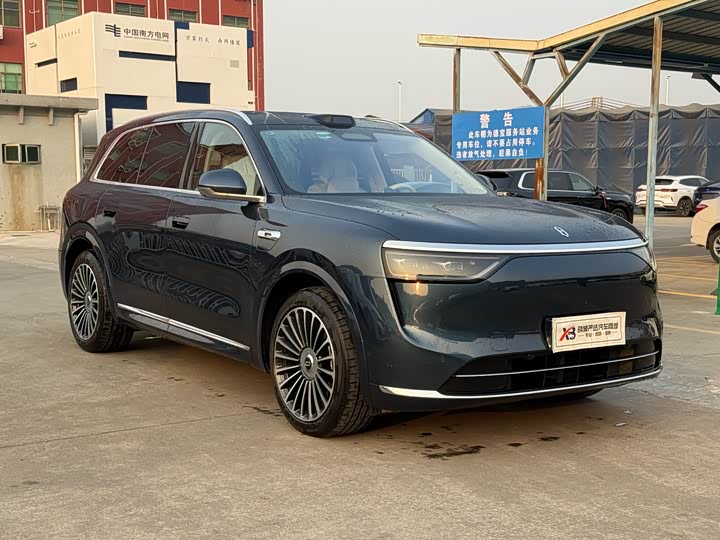 Aito M8 2025 2025款 增程 Max+版 53.4kWh 6座版