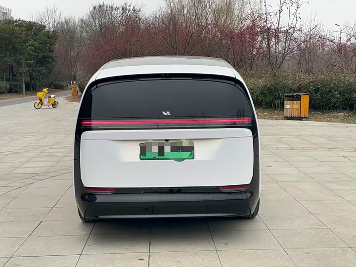 LiXiang Mega 2025 2025款 Home 家庭特别版