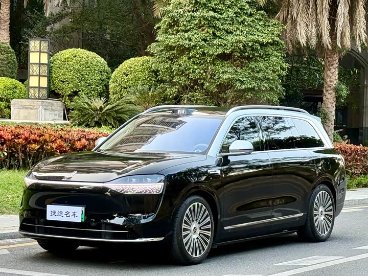 Aito M9 2025 2025款 增程 Ultra版 52kWh 6座版