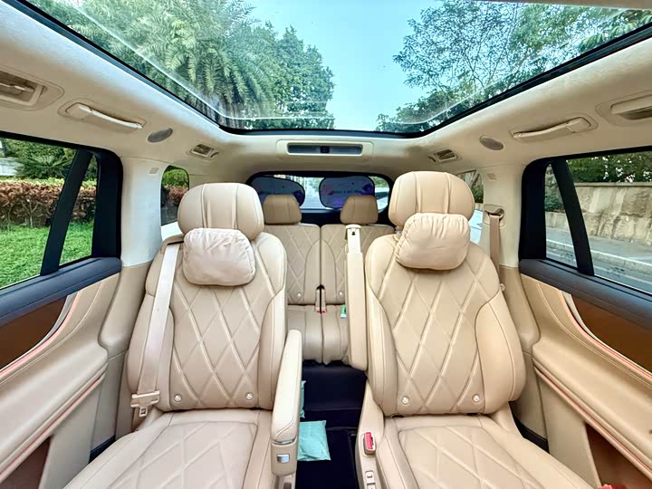 Aito M9 2025 2025款 增程 Ultra版 52kWh 6座版