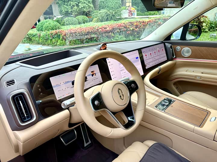 Aito M9 2025 2025款 增程 Ultra版 52kWh 6座版