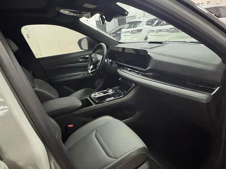 Ford Equator Sport 2025 2025款 EcoBoost 170 尊领型PLUS