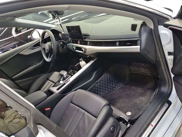 Audi A5 2024 2024款 Sportback 40 TFSI 时尚动感型