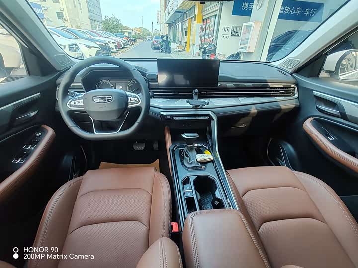 Geely Vision X6 2021 2021款 PRO 1.4T 自动尊贵型